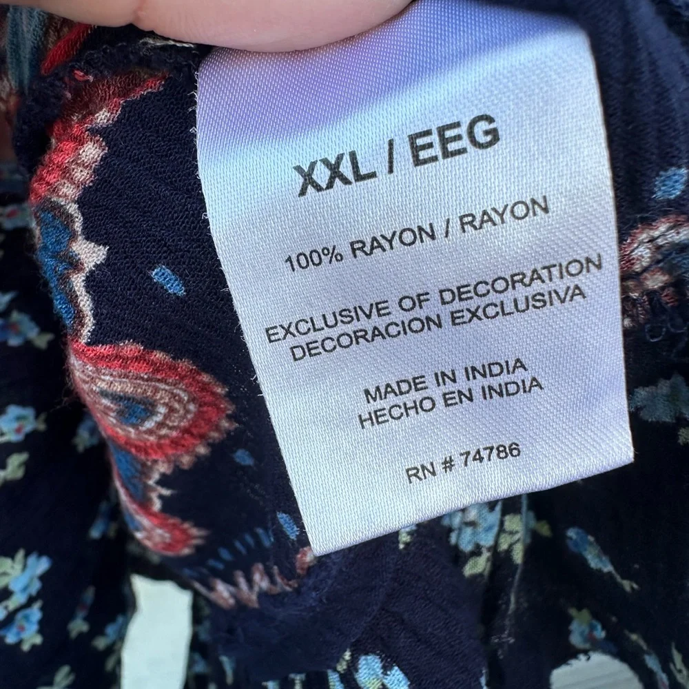 Bila Bohemian Sleeveless Embroidered Detail Top with Tie Tassles - Picture 10 of 11